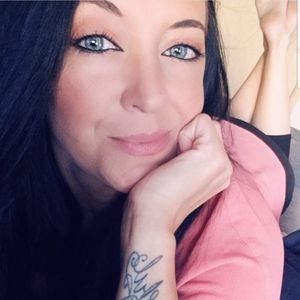 Meet your Posher, Lacy